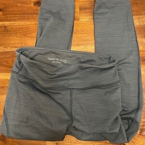Outdoor Voices heather green cropped leggings